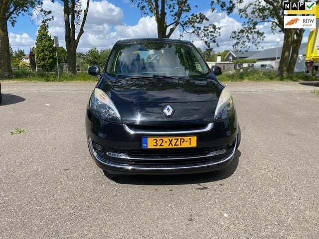 Zwart Gebruikt 2012 Renault Grand Scénic III Dynamique MPV | € 4.150 (Goede deal) - Afbeelding 1/4