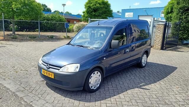 Occasion Opel Combo 101 PK (74 kW) 2010 Blauw MPV