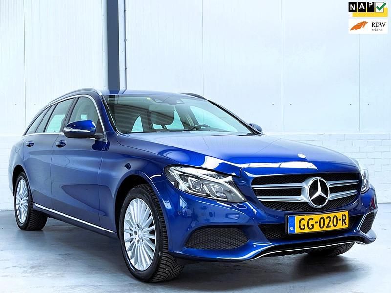 Blauw Gebruikt 2015 Mercedes C350 Edition Stationwagen | € 12.500 (Goede deal) - Afbeelding 1/4