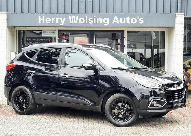 Zwart Gebruikt 2015 Hyundai ix35 SUV | € 12.950 (Eerlijke prijs) - Afbeelding 1/4