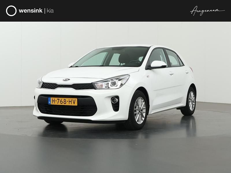 Wit Gebruikt 2020 Kia Rio Hatchback | € 16.235 (Goede deal) - Afbeelding 1/4