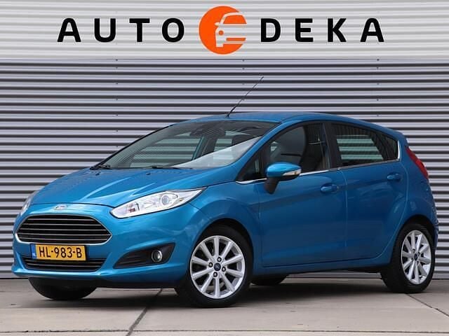 Occasion Ford Fiesta Titanium 101 PK (74 kW) 2015 Blauw Hatchback