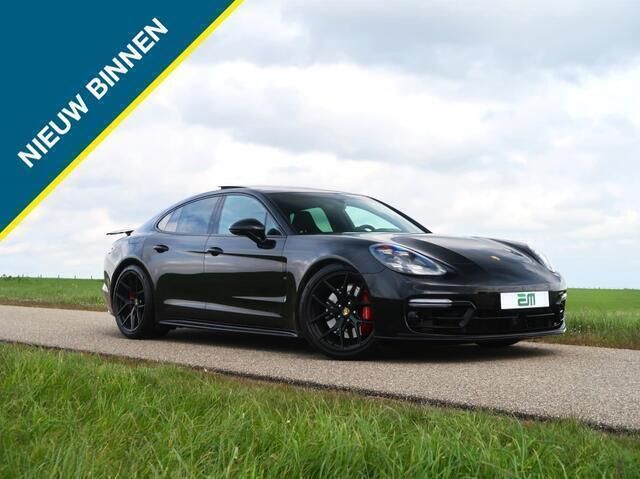Zwart Gebruikt 2019 Porsche Panamera Sport Sedan | € 97.450 (Eerlijke prijs) - Afbeelding 1/4