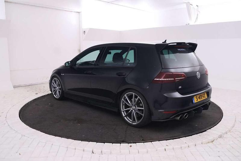 Occasion VW Golf VII R 301 PK (221 kW) 2014 Zwart (metallic) Hatchback