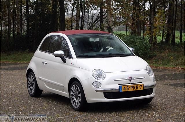 Beige Gebruikt 2011 Fiat 500C Lounge Cabriolet | € 3.999 (Eerlijke prijs) - Afbeelding 1/4