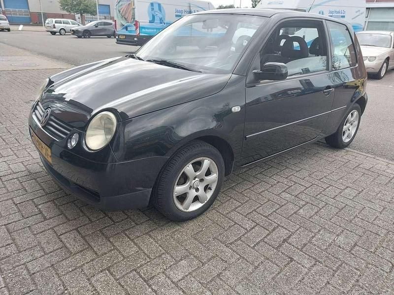 Zwart Gebruikt 2004 VW Lupo Hatchback | € 1.495 (Eerlijke prijs) - Afbeelding 1/4