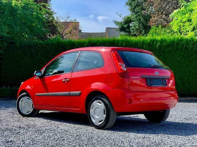 Occasion Ford Fiesta 69 PK (50 kW) 2006 Rood Hatchback