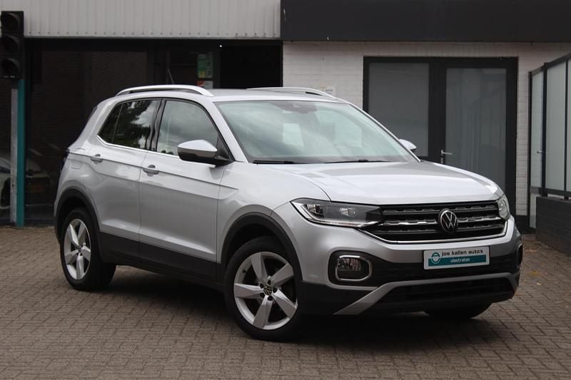 , metallic lak Gebruikt 2021 VW T-Cross Executive SUV | € 23.960 (Eerlijke prijs) - Afbeelding 1/4