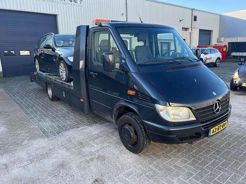 Zwart Occasion 2005 Mercedes 416 Van | € 11.000 (Eerlijke prijs) - Afbeelding 1/2