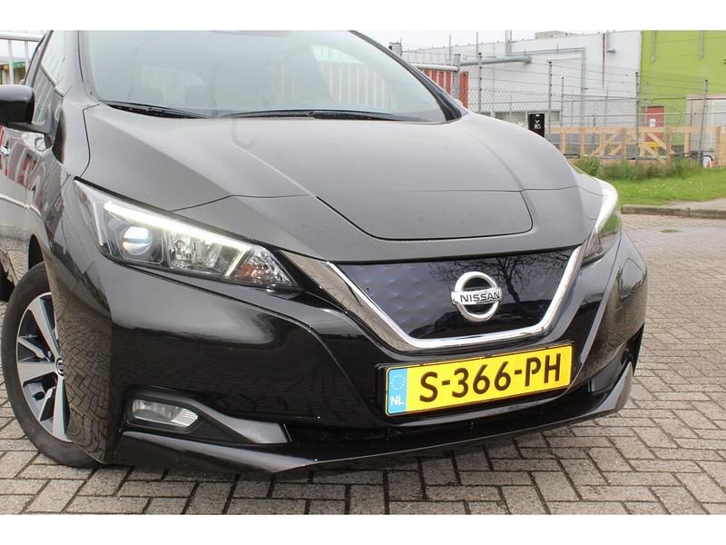 Occasion Nissan Leaf Acenta 110 kW (150 PK) 2020 Zwart Hatchback