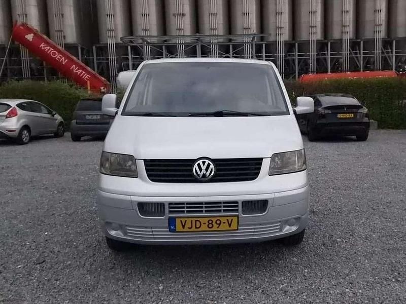 Zilver Gebruikt 2004 VW T5 Van | € 6.250 (Super prijs) - Afbeelding 1/4