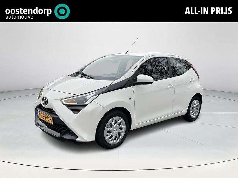 Occasion Toyota Aygo X-play 72 PK (52 kW) 2020 Wit Hatchback