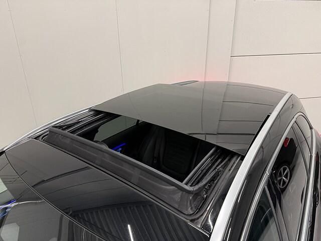 Occasion Mercedes C300 AMG line 2022 Zwart (metallic) Stationwagen