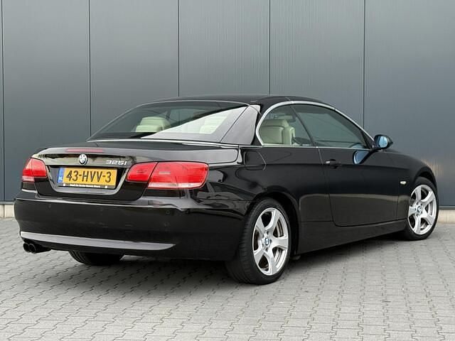 Occasion BMW 325 Cabriolet Executive 218 PK (160 kW) 2009 Zwart (metallic) Cabriolet