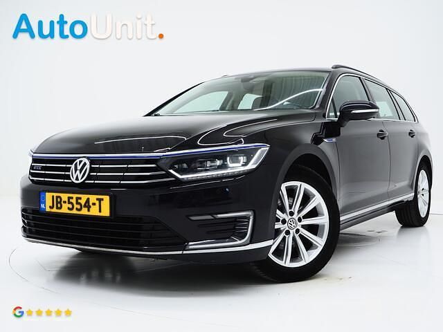 Zwart Gebruikt 2015 VW Passat Highline Stationwagen | € 9.640 (Duur) - Afbeelding 1/4