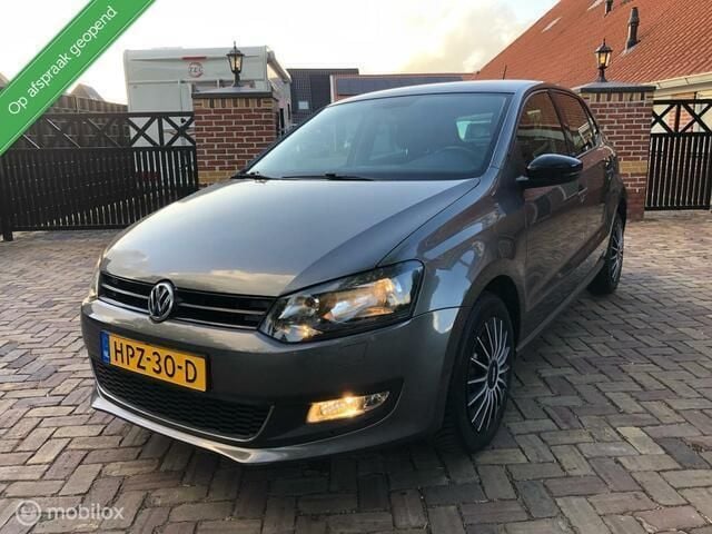 Grijs Gebruikt 2011 VW Polo Style Hatchback | € 5.995 (Eerlijke prijs) - Afbeelding 1/4