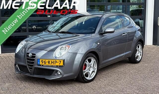 Grijs Gebruikt 2009 Alfa Romeo MiTo Distinctive Hatchback | € 4.650 (Eerlijke prijs) - Afbeelding 1/4
