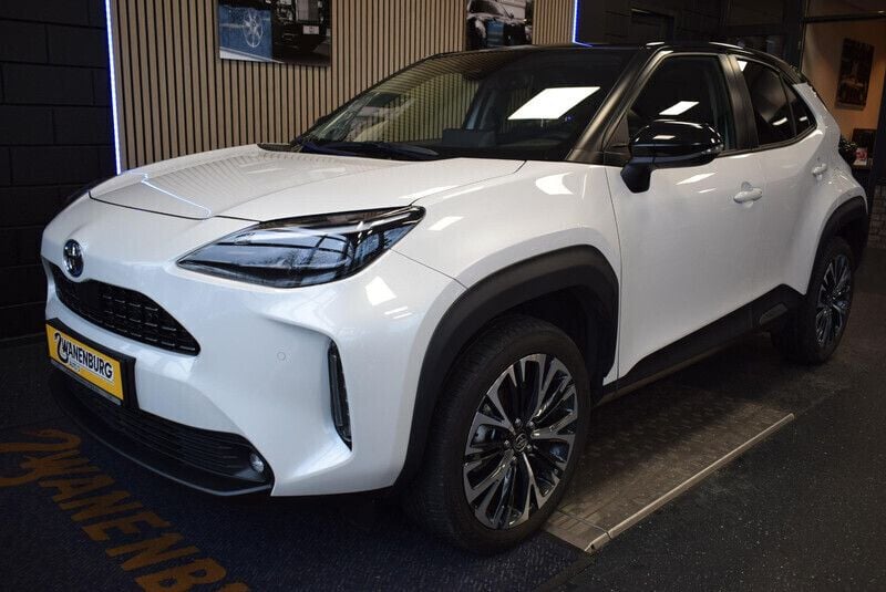 Overige Gebruikt 2024 Toyota Yaris Cross SUV | € 30.995 (Eerlijke prijs) - Afbeelding 1/4