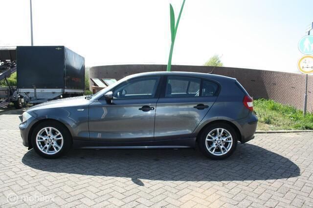 Occasion BMW 118 129 PK (94 kW) 2005 Grijs Hatchback