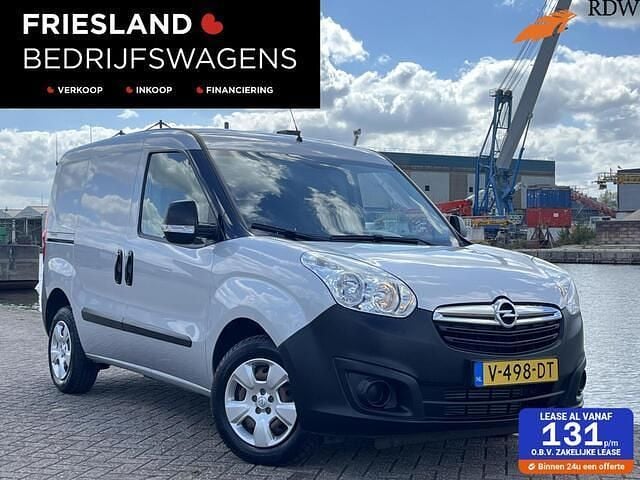 Zilver Gebruikt 2017 Opel Combo Edition MPV | € 7.950 (Duur) - Afbeelding 1/4