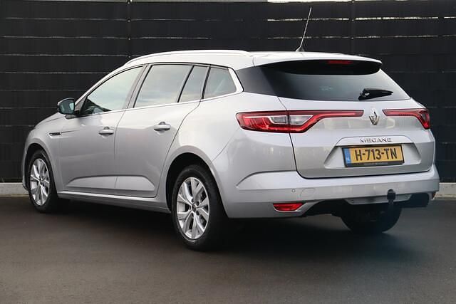 Occasion Renault Mégane GrandTour LIMITED 142 PK (104 kW) 2019 Grijs Stationwagen
