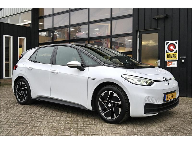 Wit Occasion 2020 VW ID.3 Hatchback | € 13.999 (Goede deal) - Afbeelding 1/4