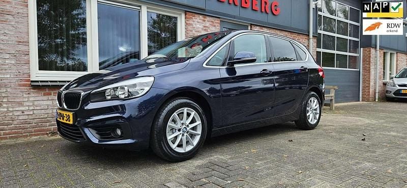 Blauw Gebruikt 2015 BMW 218 Active Tourer Executive MPV | € 9.950 (Super prijs) - Afbeelding 1/4