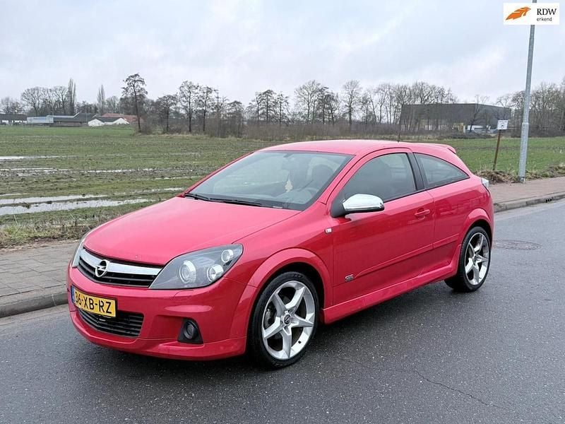 Occasion Opel Astra GTC OPC 140 PK (102 kW) 2007 Rood Hatchback