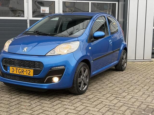 Occasion Peugeot 107 Active 68 PK (50 kW) 2014 Blauw Hatchback