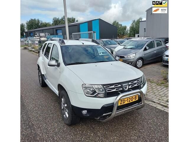 Wit Gebruikt 2016 Dacia Duster Prestige SUV | € 6.999 (Goede deal) - Afbeelding 1/4