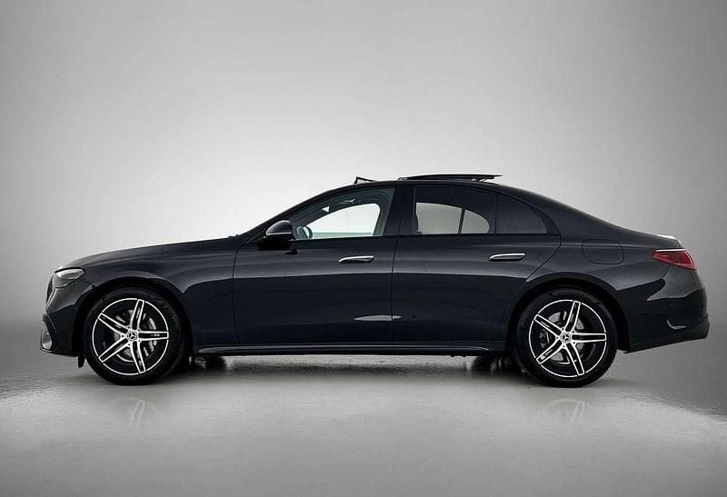 Occasion Mercedes E300 AMG line 204 PK (150 kW) 2024 Zwart Sedan