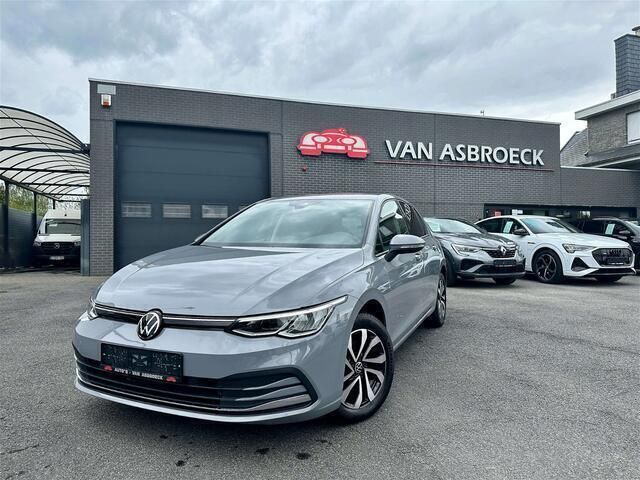 Grijs Gebruikt 2022 VW Golf VIII Active Sedan | € 23.250 (Goede deal) - Afbeelding 1/4