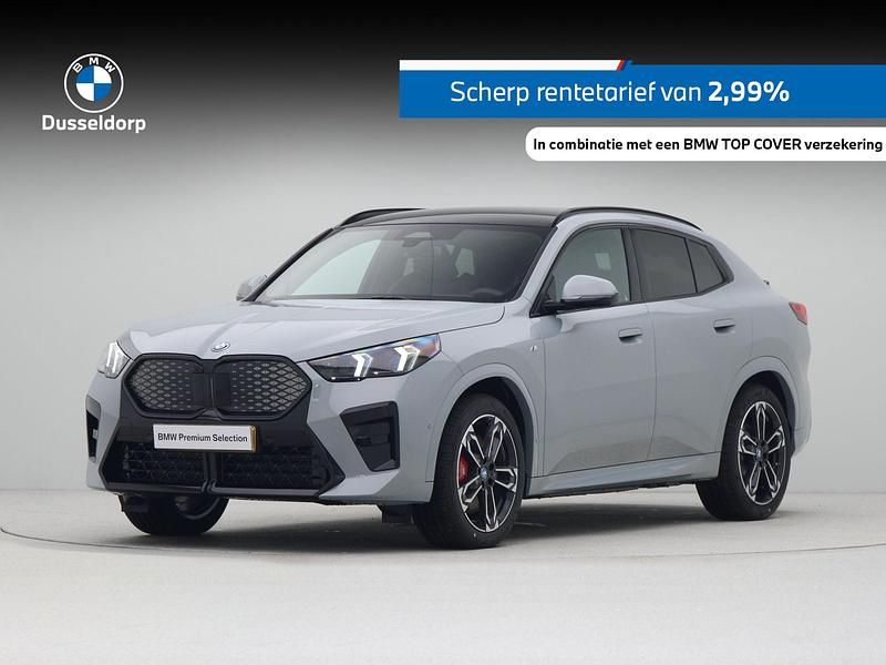 Grijs Gebruikt 2025 BMW iX2 M Sport SUV | € 46.450 (Goede deal) - Afbeelding 1/4