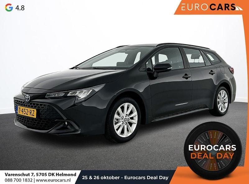 Zwart Gebruikt 2023 Toyota Corolla Active Stationwagen | € 25.890 (Eerlijke prijs) - Afbeelding 1/4