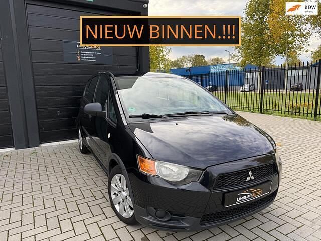 Zwart Gebruikt 2011 Mitsubishi Colt Edition Hatchback | € 4.450 (Eerlijke prijs) - Afbeelding 1/4