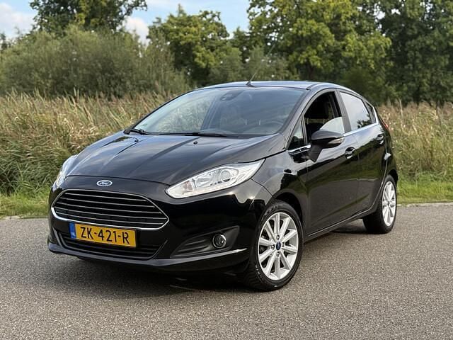 Zwart Gebruikt 2017 Ford Fiesta Titanium Hatchback | € 5.999 (Super prijs) - Afbeelding 1/4
