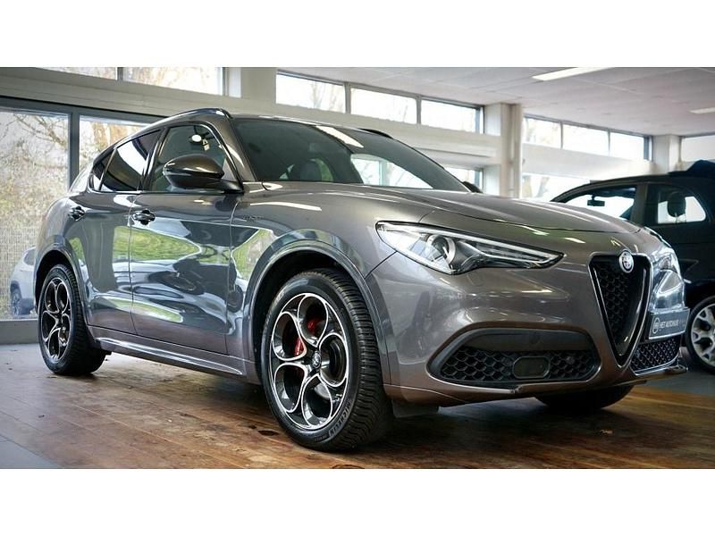 Grijs Gebruikt 2020 Alfa Romeo Stelvio Veloce SUV | € 46.950 (Duur) - Afbeelding 1/4