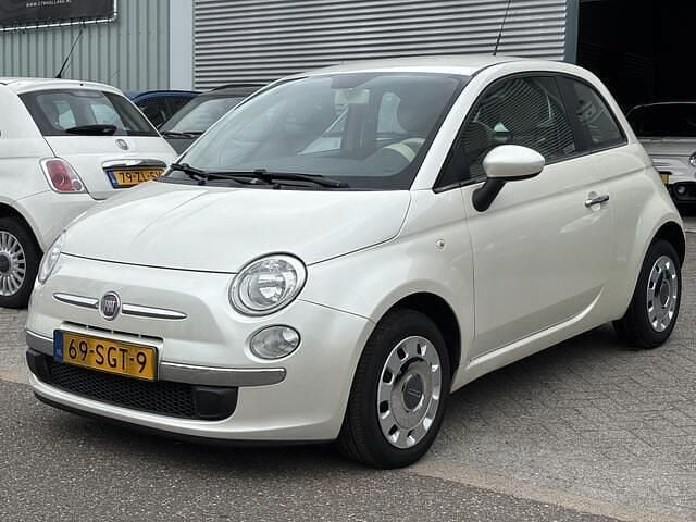 Wit Gebruikt 2011 Fiat 500 Pop Hatchback | € 4.490 (Eerlijke prijs) - Afbeelding 1/4