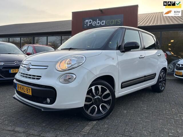 Wit Gebruikt 2013 Fiat 500L Lounge MPV | € 6.750 (Iets duurder) - Afbeelding 1/4
