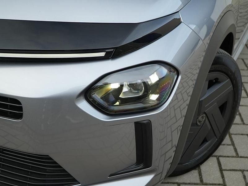 Nieuw Lancia Ypsilon 101 PK (74 kW) 2025 Grijs Hatchback