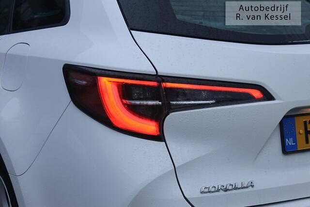 Occasion Toyota Corolla Active 123 PK (90 kW) 2022 Wit Stationwagen