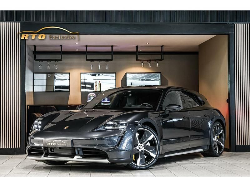 Grijs Gebruikt 2021 Porsche Taycan Cross Turismo Sedan | € 80.000 - Afbeelding 1/4