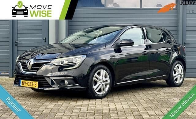 Zwart Gebruikt 2017 Renault Mégane IV Zen Hatchback | € 8.450 (Eerlijke prijs) - Afbeelding 1/4