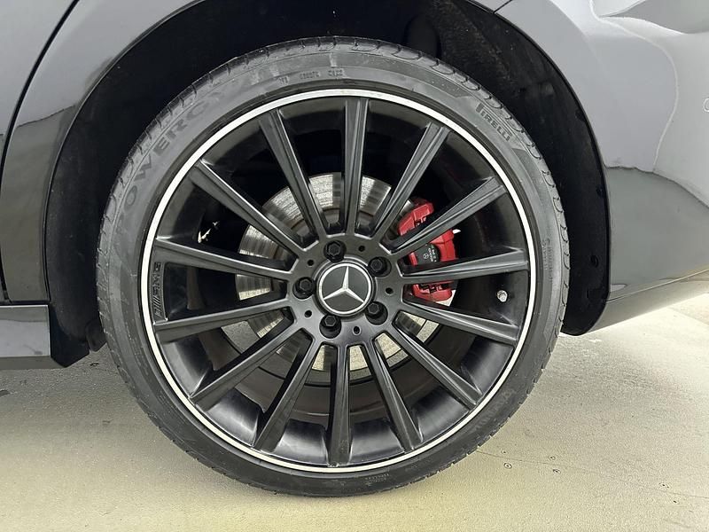 Occasion Mercedes CLA250e AMG line 2023 Zwart Sedan