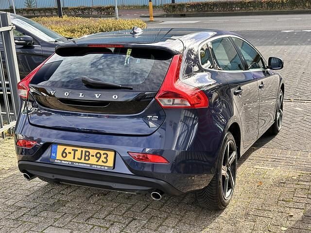 Occasion Volvo V40 Momentum 120 PK (88 kW) 2014 Blauw Hatchback