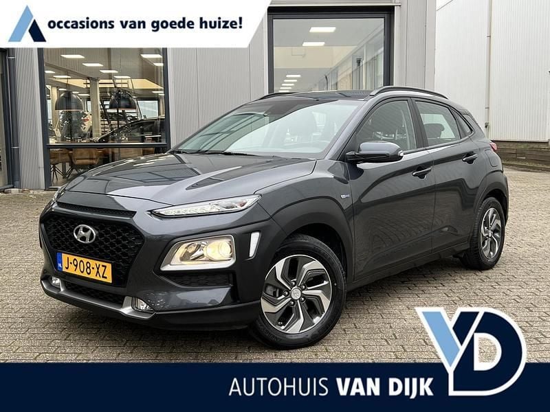 Grijs, metallic lak Gebruikt 2020 Hyundai Kona Comfort SUV | € 19.950 (Goede deal) - Afbeelding 1/4