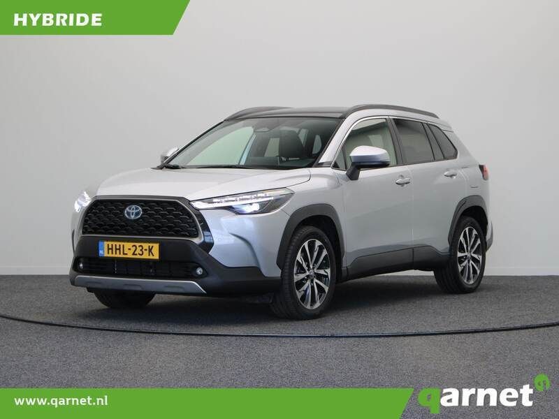 Grijs Gebruikt 2024 Toyota Corolla Cross Premium SUV | € 36.945 (Iets duurder) - Afbeelding 1/2
