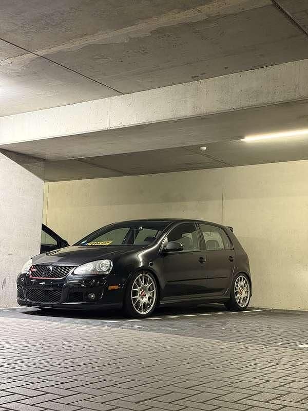 Zwart Occasion 2008 VW Golf VI GTI Hatchback | € 8.000 (Eerlijke prijs) - Afbeelding 1/4