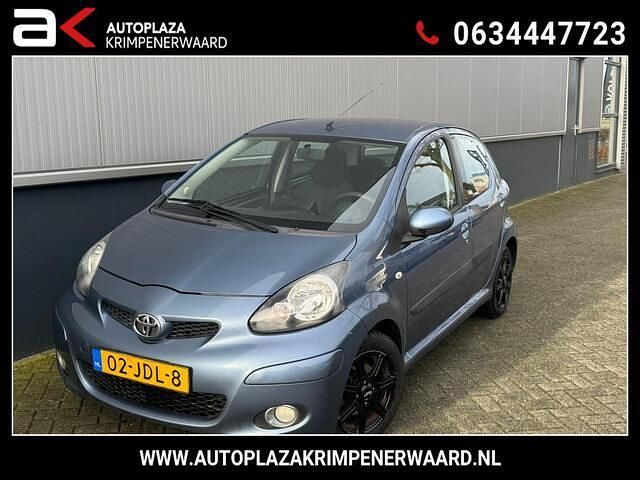Blauw Occasion 2009 Toyota Aygo Comfort Hatchback | € 3.250 (Eerlijke prijs) - Afbeelding 1/4