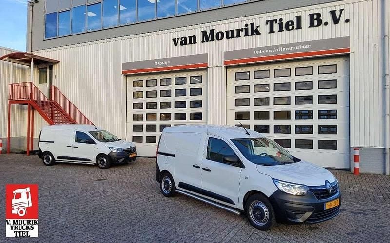 Wit Gebruikt 2022 Renault Express Van | € 11.900 - Afbeelding 1/3
